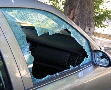 Auto Door Glass Replacement Services