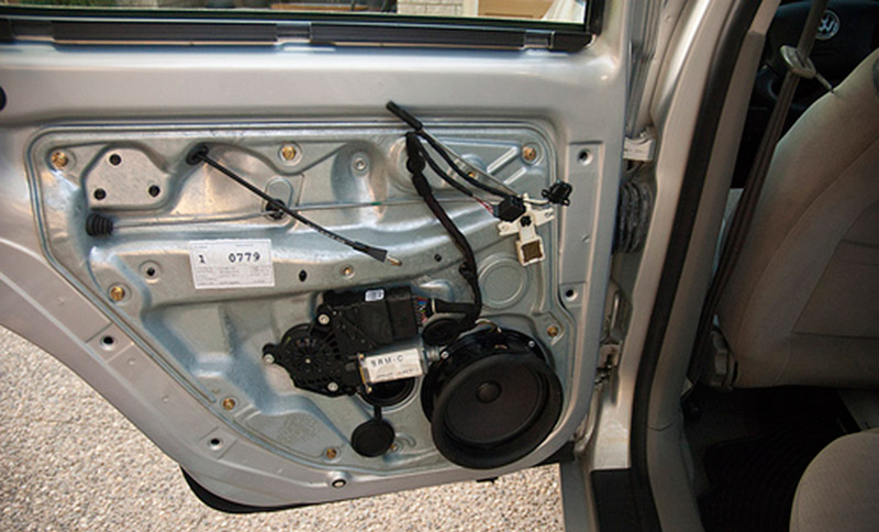 Window Regulator & Motor Repair at Safeko Auto Glass